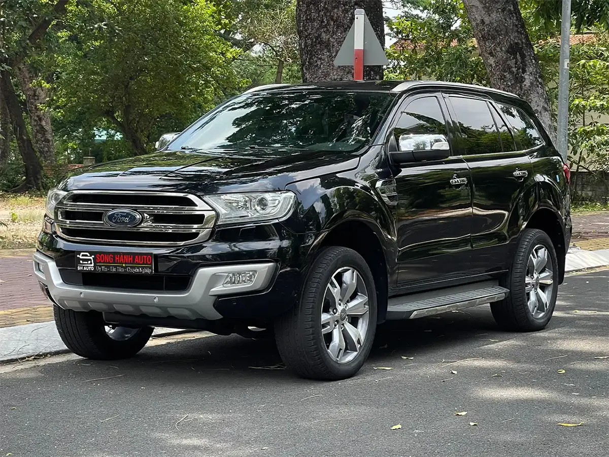 Ford Everest 2017 Titanium AT 4x2 Đen - Song Hành Auto - SH Auto - 0827391391
