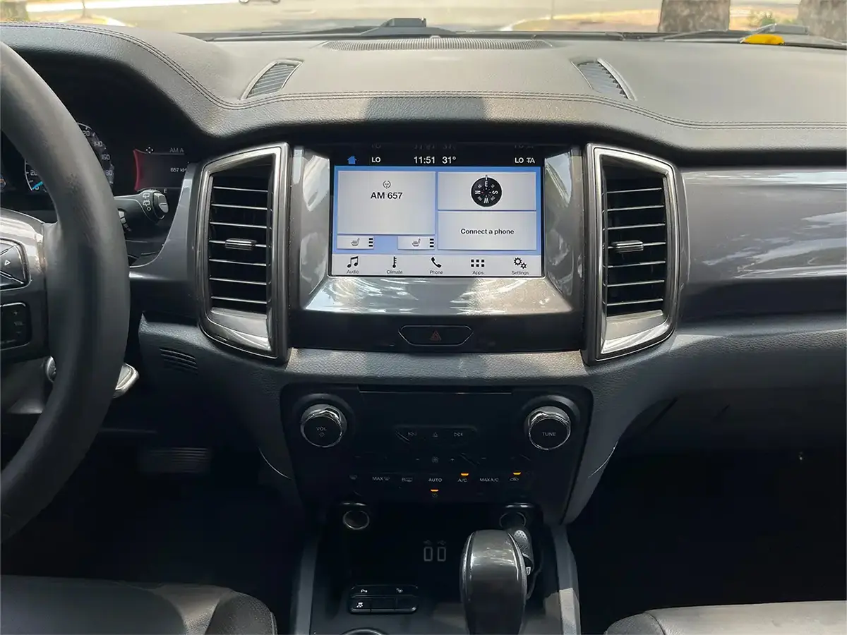 Màn hình Ford Everest 2017 Titanium AT 4x2 Đen - Song Hành Auto - SH Auto - 0827391391