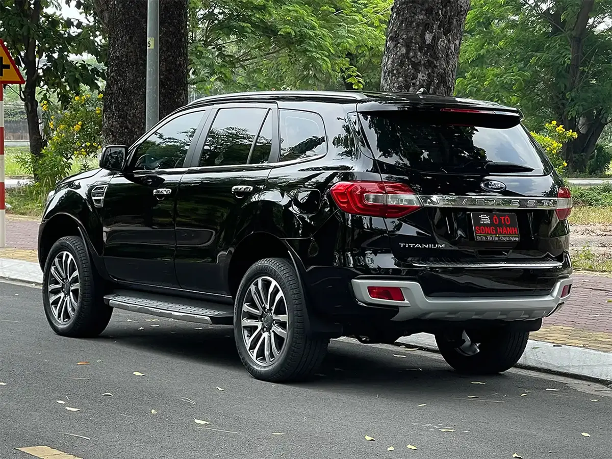 Ford Everest 2019 Titanium AT 4x4 Đen - Song Hành Auto - SH Auto - 0827391391