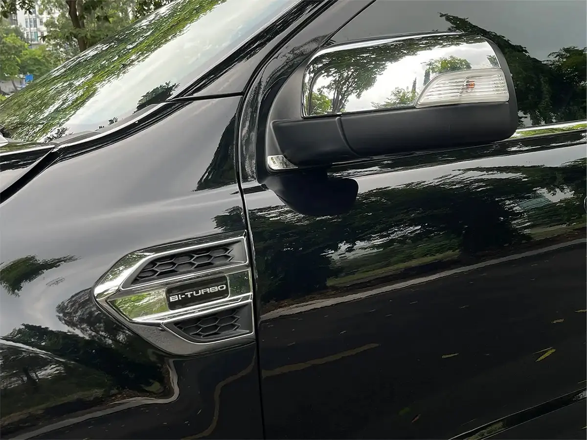 Gương Ford Everest 2019 Titanium AT 4x4 Đen - Song Hành Auto - SH Auto - 0827391391