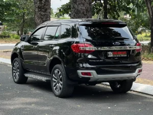 Ford Everest 2020 Titanium AT 4x2 Đen - Song Hành Auto - SH Auto - 0827391391