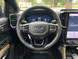 Vô lăng Ford Everest 2022 Titanium AT 4x4 Đen - Song Hành Auto - SH Auto - 0827391391