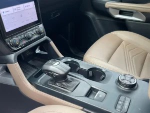 Củ số Ford Everest 2022 Titanium AT 4x4 Đen - Song Hành Auto - SH Auto - 0827391391