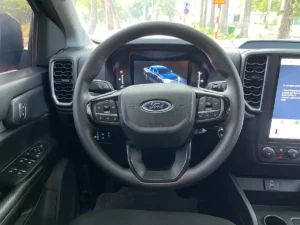 Vô lăng Ford Ranger XLS 2023 AT 4x2 Đỏ - Song Hành Auto - SH Auto - 0827391391
