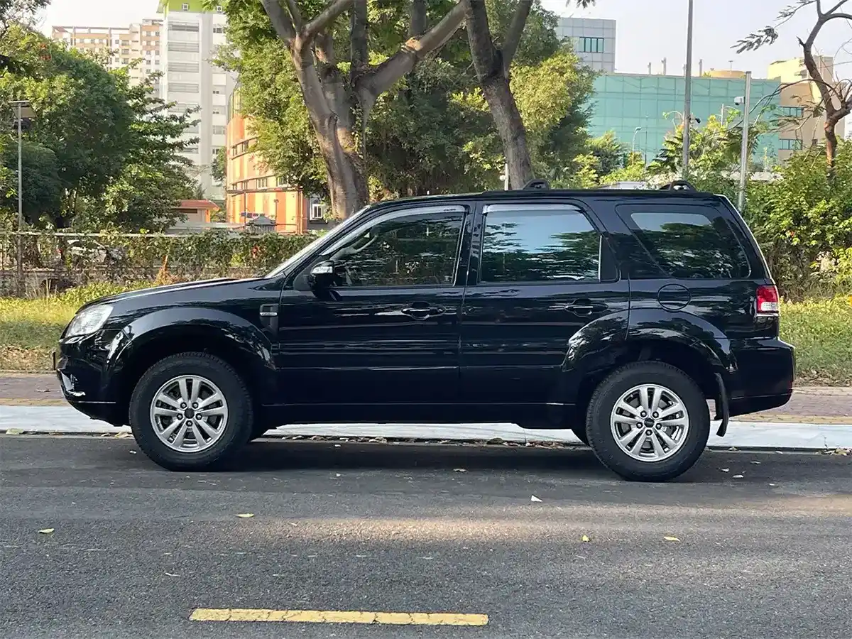 Ford Escape 2012 XLS AT 4x2 Đen Ford Escape 2012 XLS AT 4x2 Đen - SHAUTO - Song Hành Auto - 0827391391