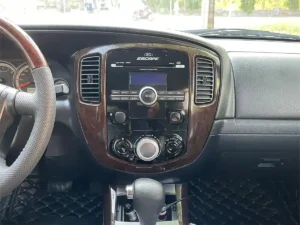 Ford Escape 2012 XLS AT 4x2 Đen Ford escape 2012 xls at mau den songhanhauto shauto 0827391391 09