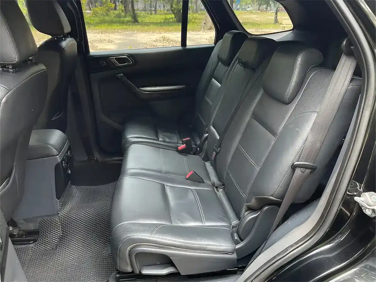 Ford Everest 2017 Titanium AT 4x2 Đen Ford Everest 2017 Titanium AT 4x2 Đen - Ảnh 11