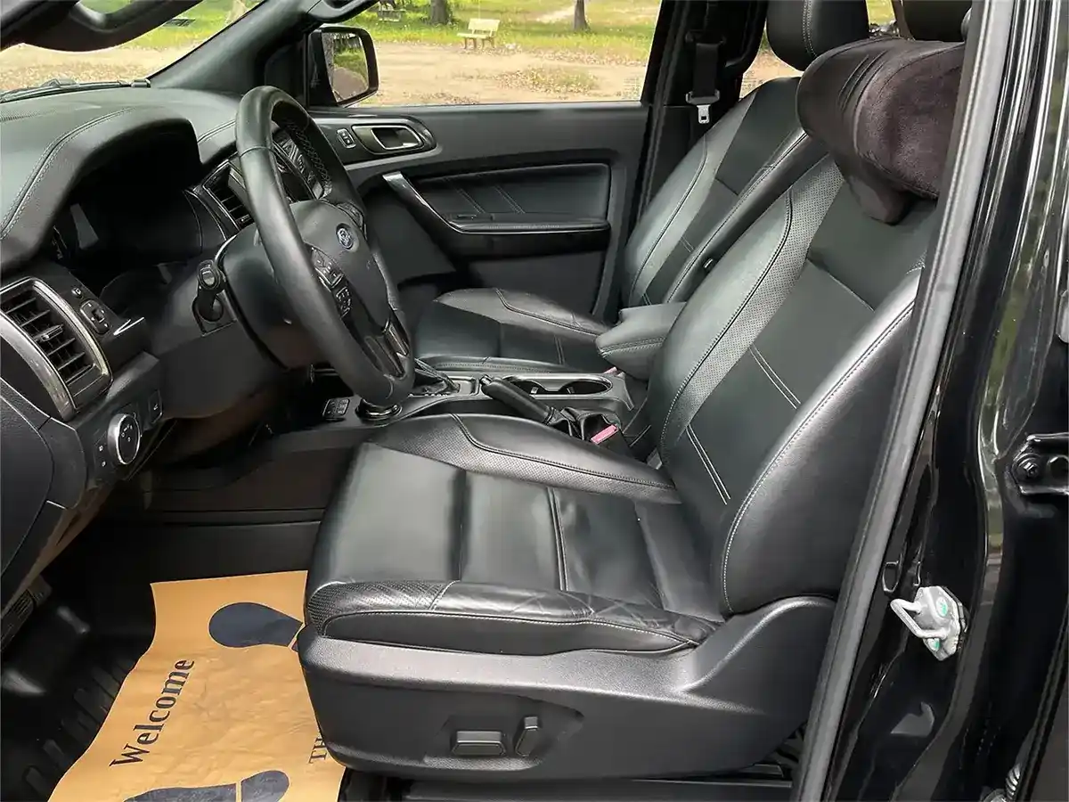 Ford Everest 2019 Titanium AT 4x4 Đen Ford Everest 2019 Titanium AT 4x4 Đen - Ảnh 10