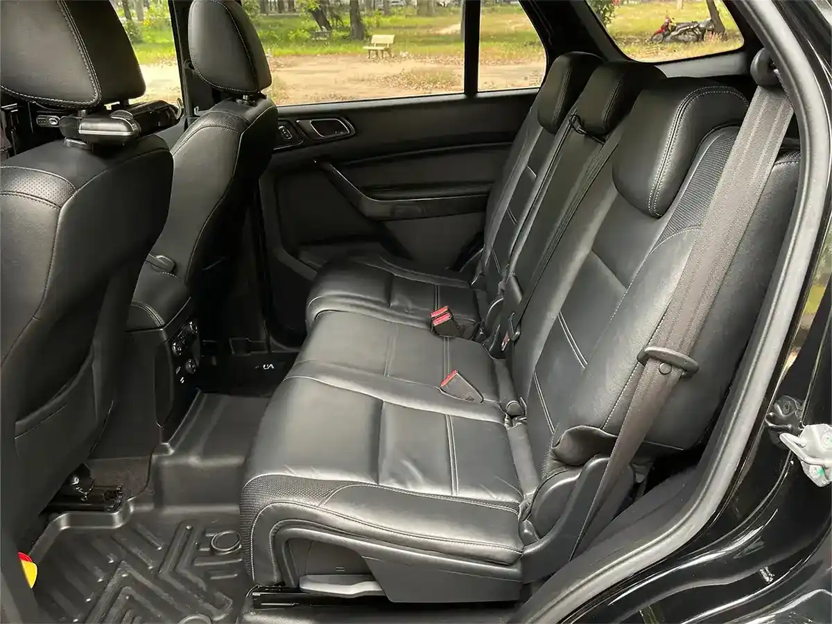 Ford Everest 2019 Titanium AT 4x4 Đen Ford Everest 2019 Titanium AT 4x4 Đen - Ảnh 11