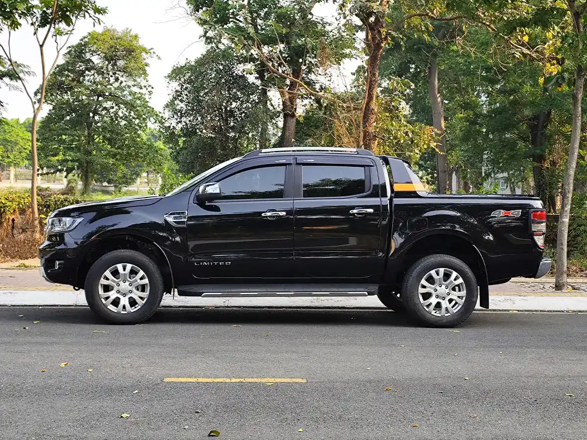 Ford Ranger XLS 2021 Limited AT 4x4 Đen Ford Ranger XLS 2021 Limited AT 4x4 Đen - SHAUTO - Song Hành Auto - 0827391391
