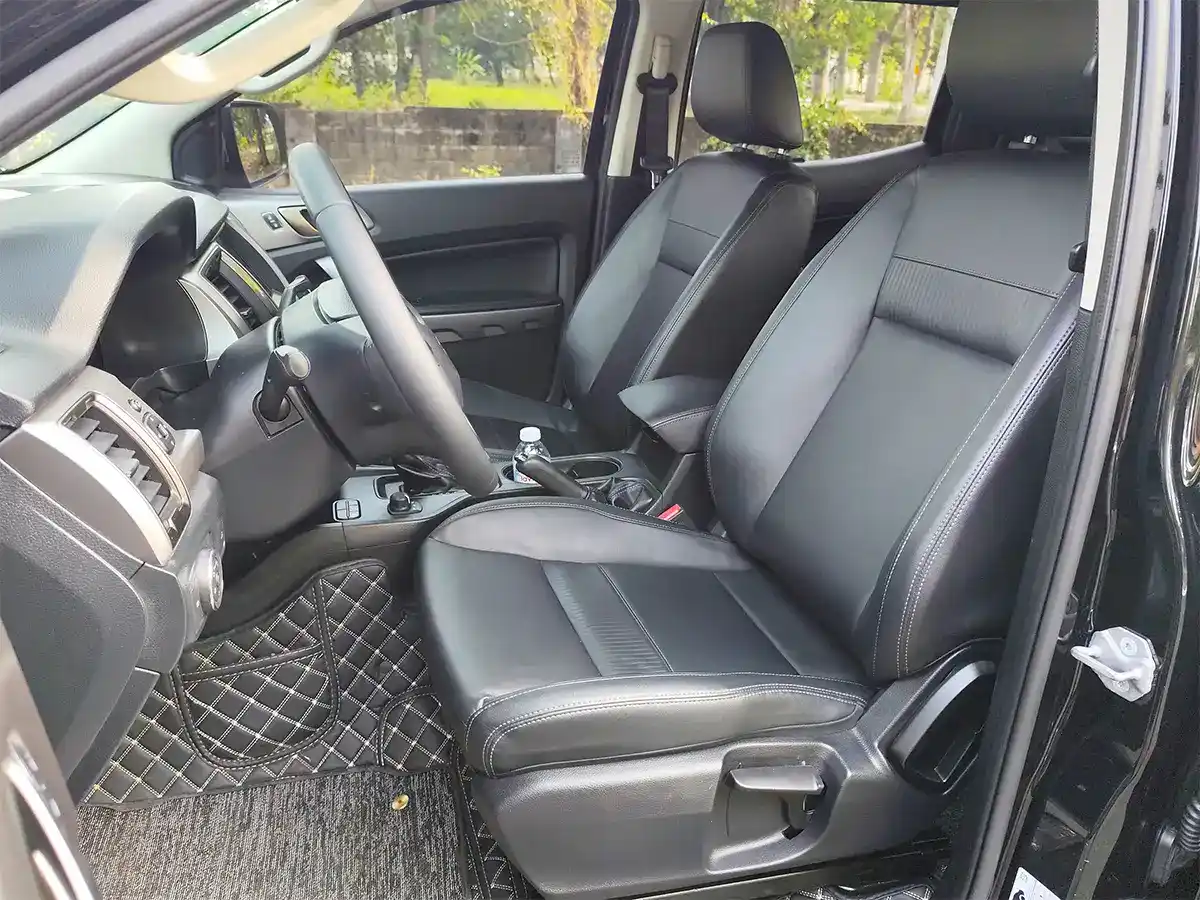 Ford Ranger XLS 2021 Limited AT 4x4 Đen Ford Ranger XLS 2021 Limited AT 4x4 Đen - Ảnh 10
