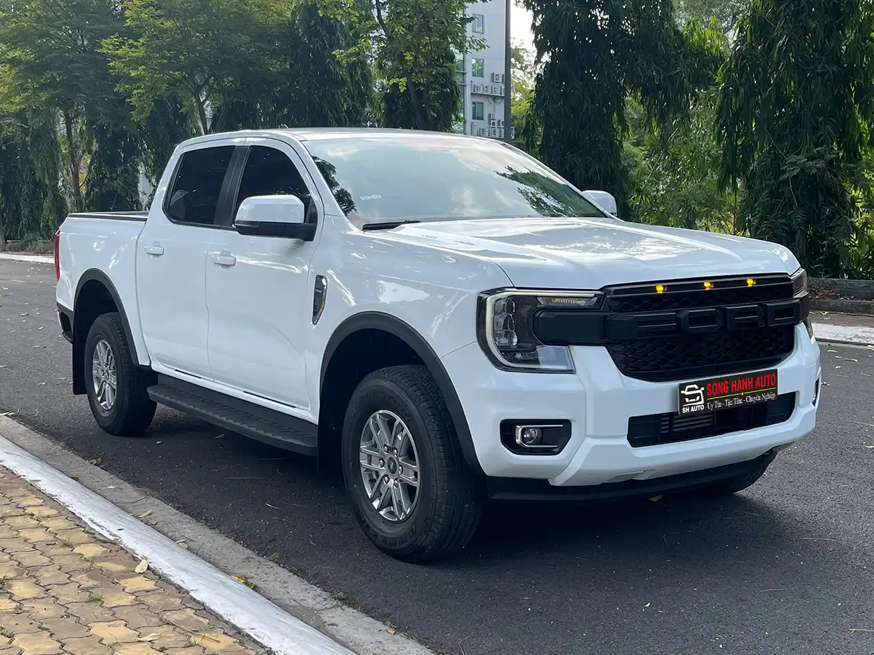 Ford Ranger XLS 2023 AT 4x2 Trắng Ford Ranger XLS 2023 AT 4x2 Trắng - SHAUTO - Song Hành Auto - 0827391391
