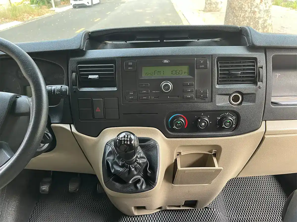 Ford Transit Van 2019 MT 4x2 Bạc Ford Transit Van 2019 MT 4x2 Bạc - Ảnh 11