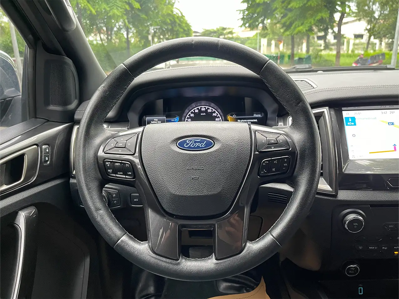 Ford Everest 2021 Titanium AT 4x2 Xanh Đen Ford Everest 2021 Titanium AT 4x2 Xanh Đen - Ảnh 7